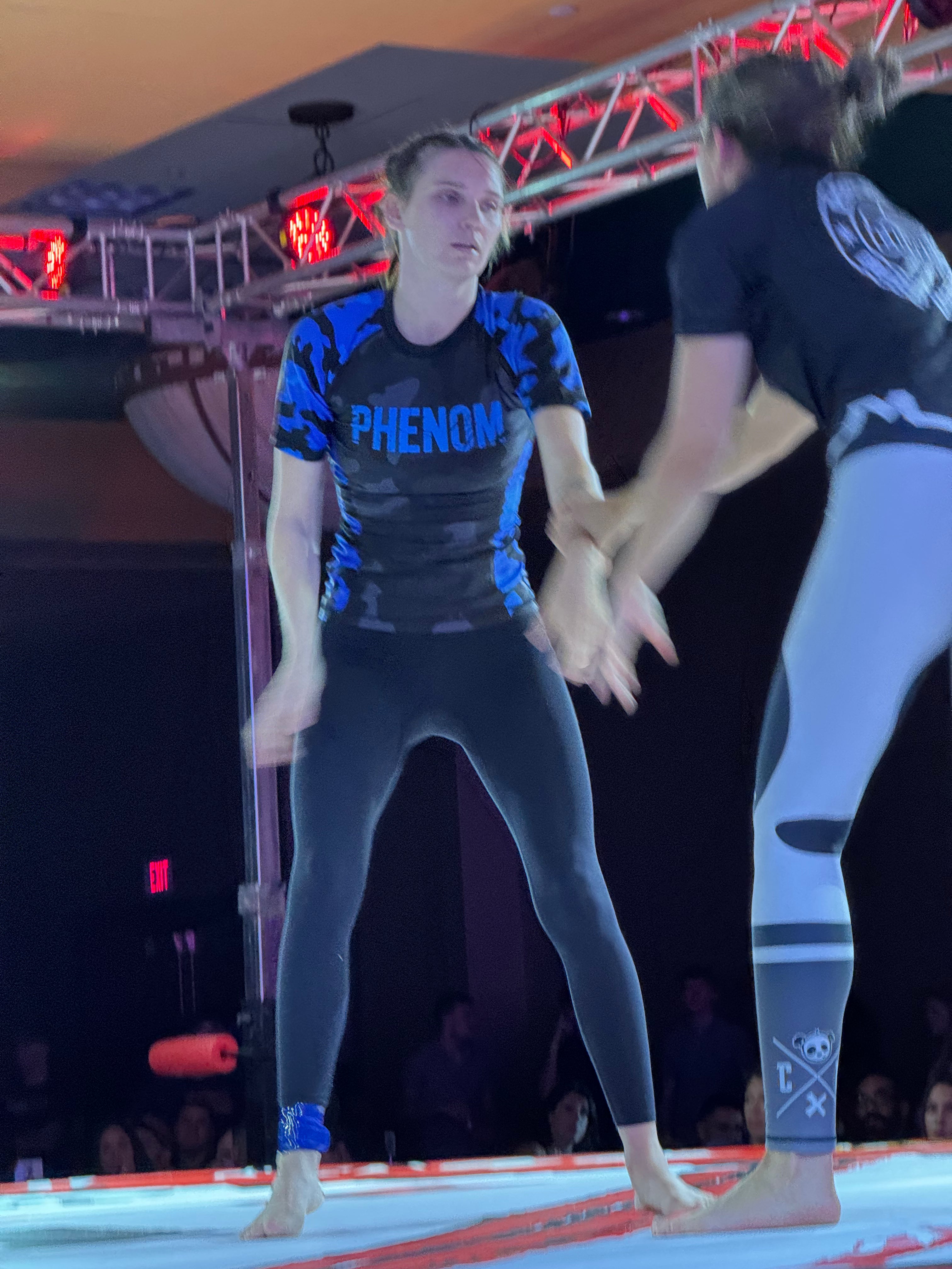 PHENOM - WOMEN'S RASH-GUARD - CAMO II SERIES