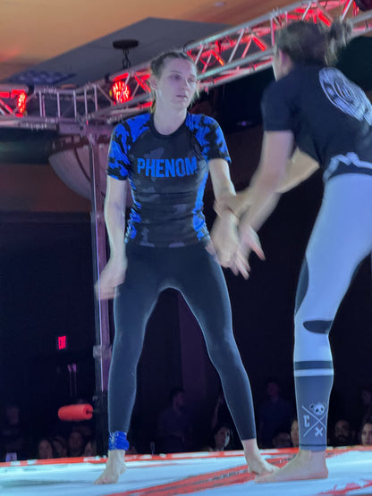 PHENOM - WOMEN'S RASH-GUARD - CAMO II SERIES